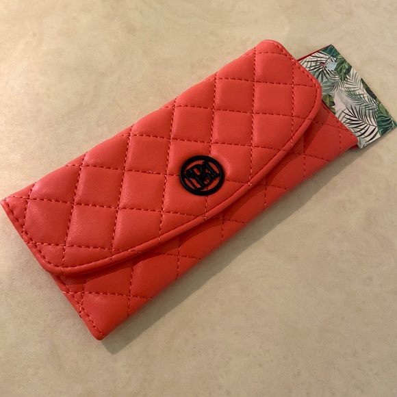 Badgley Mischka Handbags - NWT Badgley Mischka Wallet